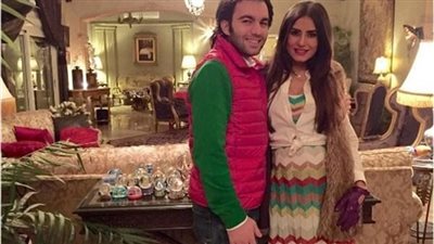 الأحد.. عمرو الليثي يستضيف شريف رمزى وزوجته بواحد من الناس