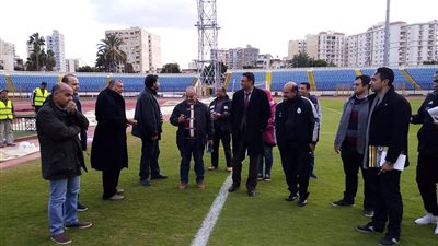 صور.. لجنة معاينة ملاعب بطولة أمم أفريقيا 2019 تتفقد ستاد الإسكندرية