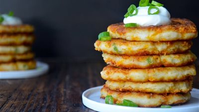 طريقة عمل بان كيك البطاطس .. على قد الإيد 