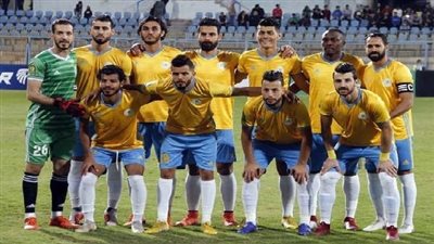 لحظة بلحظة.. الإسماعيلي والإفريقي  1 ـ 2 الدقيقة 90 وإيقاف المباراة بسبب الجماهير