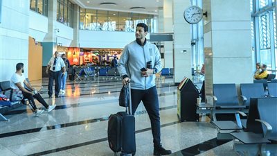 حارس الأهلي: الدوري مازال في الملعب.. والحديث عن المشاركة في أمم إفريقيا سابق لأوانه