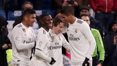 ريال مدريد يعبر إشبيلية بثنائية نظيفة بالليجا