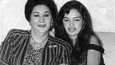 حكاية صورة.. هل والدة شريهان تشبهها؟