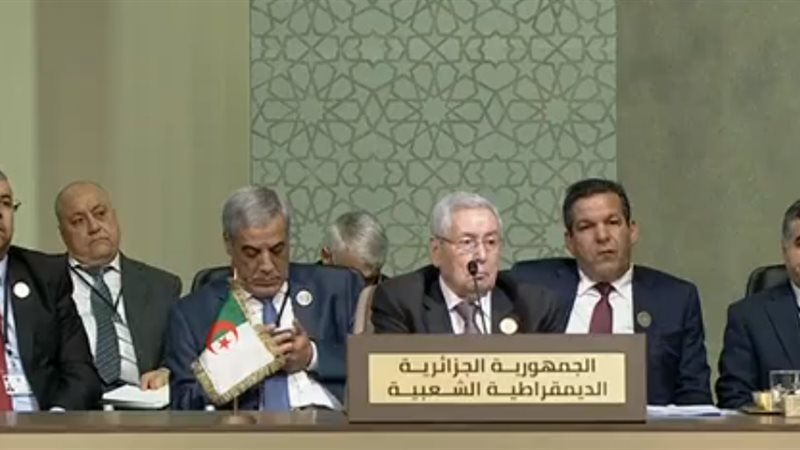 ميشال عون واللاجئين