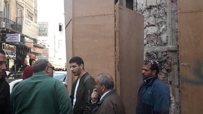 وسط الإسكندرية يشن حملة لايقاف أعمال الهدم بالمحال
