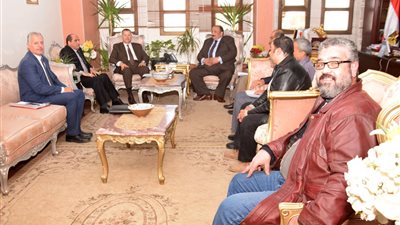 صور.. بحث المديونيات الخاصة بـ ٲراضي الإصلاح الزراعي ببني سويف