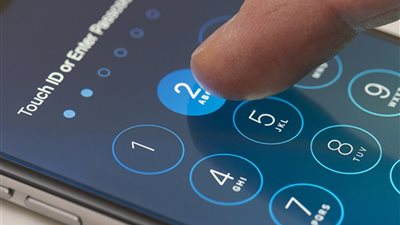 ده خراب بيوت.. تطبيقات على أندرويد تسرق أموالك بهذه الطرق