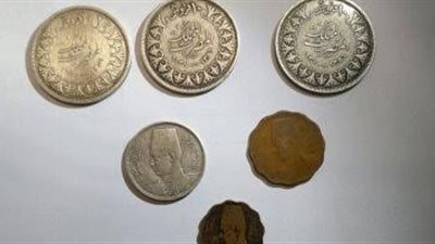 إحباط تهريب 41 قطعة أثرية بمطار برج العرب