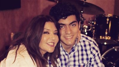  صورة لاتنسي|  شاهد سميرة سعيد مع نجلها زوجها  