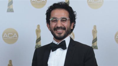بعد عرض فيلم نادي الرجال السري.. أحمد حلمي يوجه رسالة لـ كريم عبد العزيز 