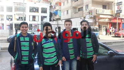 فيديو.. طلاب الشهادة الاعدادية 2019 يرفضون تطبيق نظام الأوبن بوك العام القادم