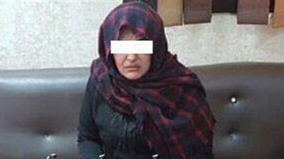 القبض على سيدة وبحوزتها 7 كيلو حشيش وسلاح بالغربية 