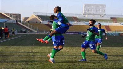 بيكلي يقود هجوم المقاصة أمام الاهلي وفوافي في البدلاء