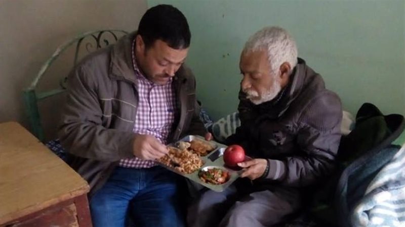 حملة أطفال بلا مأوى