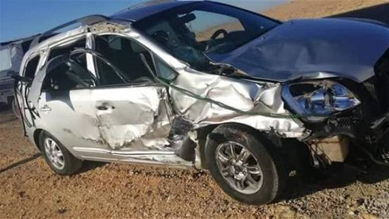 تصادم سيارة ببني