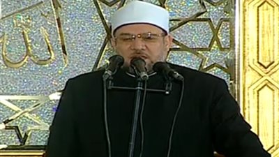   بث مباشر| شعائر صلاة الجمعة من مسجد الشرطة.. ووزير الأوقاف يلقى الخطبة 
