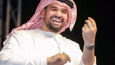 فيديو| حسين الجسمي يستقل توك توك بالقاهرة : أحلى طلعة 