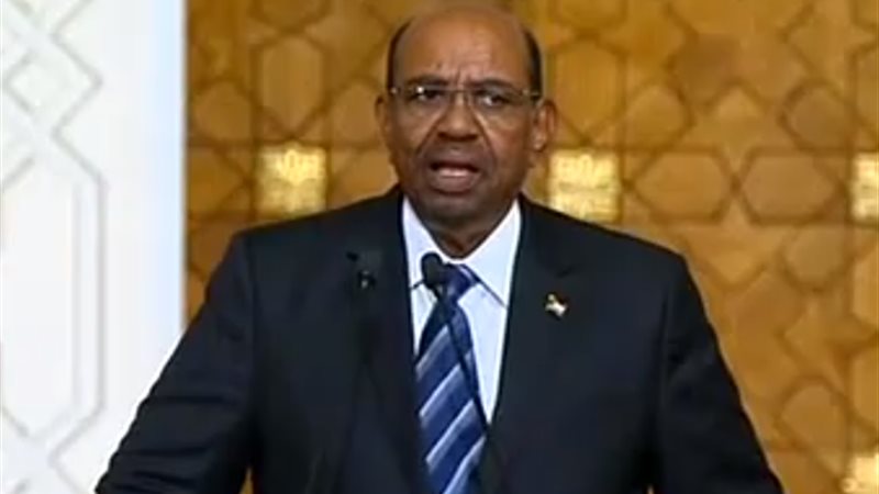 البشير والبحر الأحمر