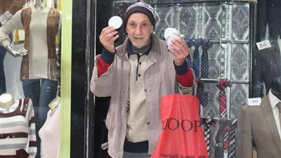 صور | مسن سبعيني يناشد السيسي : نفسي اتعالج يا ريس