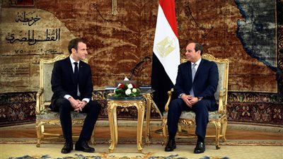 السفير بسام راضي: الرئيس ماكرون يشيد بما تشهد مصر اقتصاديًا