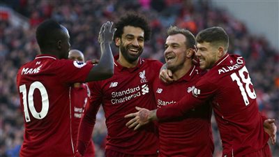 محمد صلاح يقود هجوم ليفربول ضد ليستر سيتي 