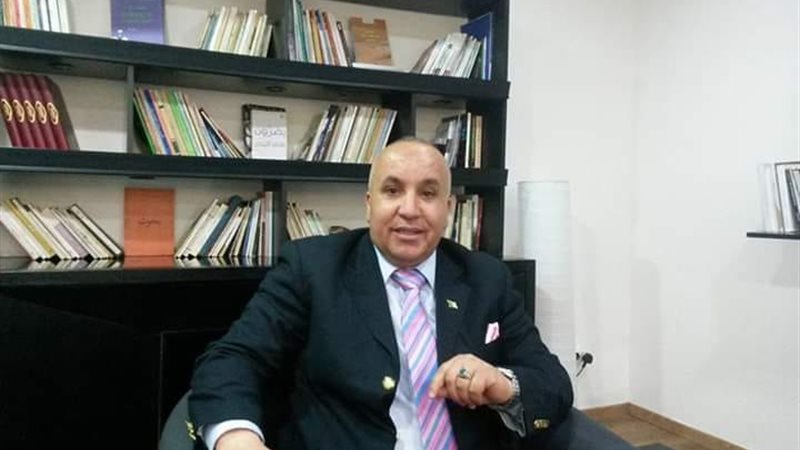 المحلل السياسي  الجزائري