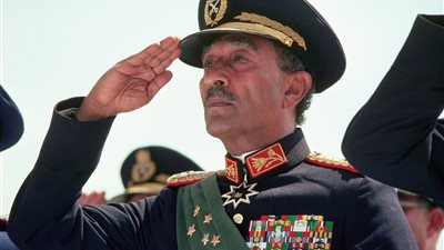 انفوجراف| أبرز 10 محطات في حياة 