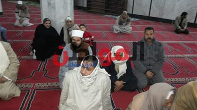 صور. بدء توافد المصلين لأداء صلاة الجمعة ببني سويف 