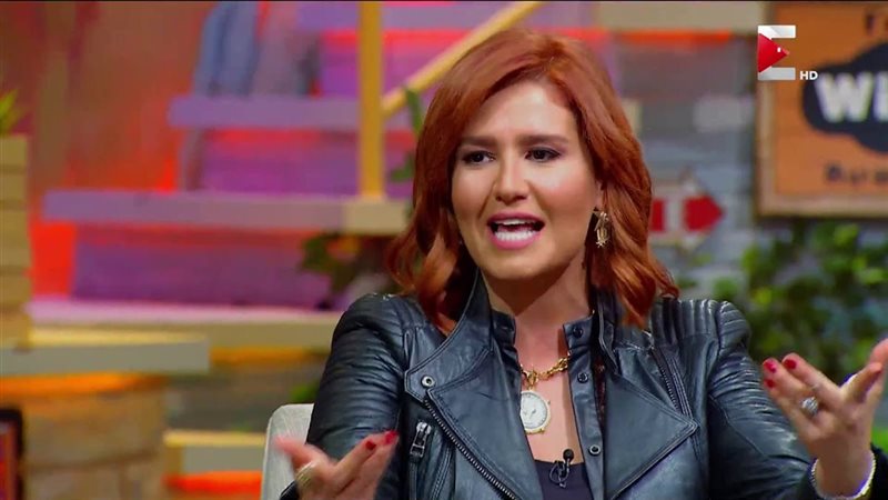 الفنانة هنا شيحة