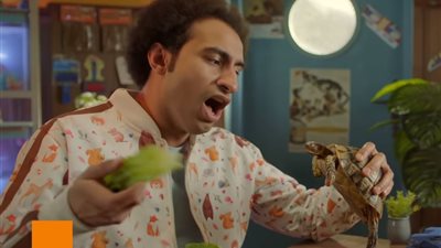 فيديو|علي ربيع يتحدث مع الحيوانات