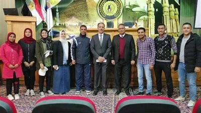 جامعة الزقازيق تتألق في منتدي شباب الجامعات المصرية بمعهد إعداد القادة
