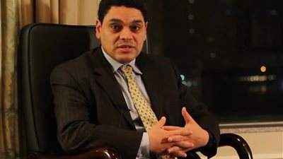 معتز عبد الفتاح: الدستور المصرى غير مرن ومفيش نصوص دستورية 