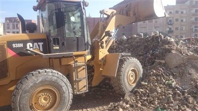 محلية بنى سويف: رفع 350 طن من القمامة والمخلفات والأتربة بمنطقة الجيوشى