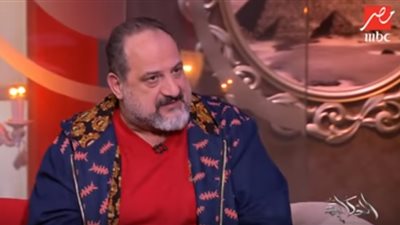 فيديو| خالد الصاوي يرفض النقاب .. وهذا موقفه من الهوت شورت 