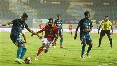 مرور 60 دقيقة.. الأهلي يتقدم على إنبي بثنائية