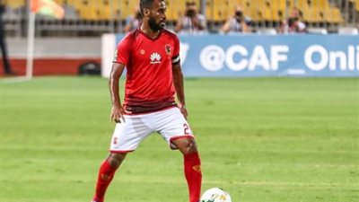 حكاية 500 مباراة لـ حسام عاشور.. عميد لاعبي الأهلي في أفريقيا