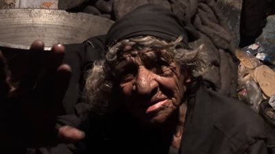 فيديو | رغم الفقر والجوع.. 