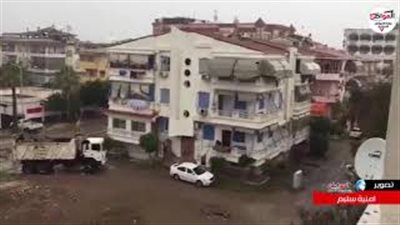 فيديو| الارصاد الجويه اليوم.. أمطار غزيرة تضرب مدينة رأس البر 