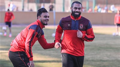 تدريبات بدنية مكثفة لـ ثلاثي الأهلي
