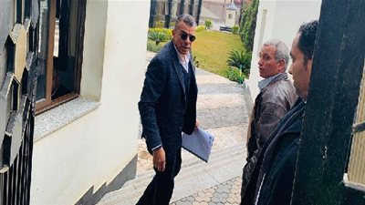 خالد مرتجي يغادر اجتماع اتحاد الكرة بسبب رئيس الزمالك