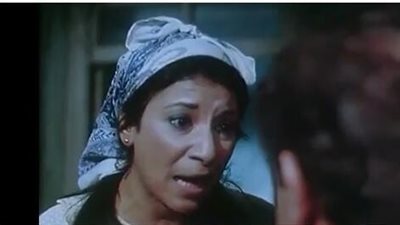 كلمة في مشهد| الست اللي تغير على جوزها تطبخ له الملوخية على زفر