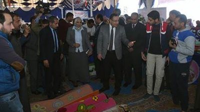 محافظ الإسكندرية يؤكد على دعم المشروعات الصغيرة: نعمل لصالح المواطن    