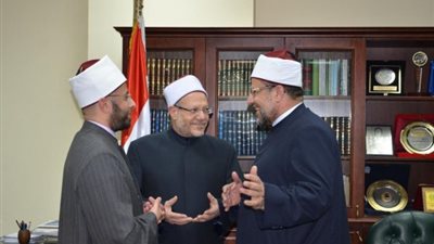اجتماع ثلاثي بين الأوقاف والمفتي والأزهري لتنسيق جهود المؤسسات الدينية