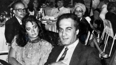 فيديو| نساء في حياة محمود ياسين .. شهيرة: هذه الفنانة رغبت في خطفه 