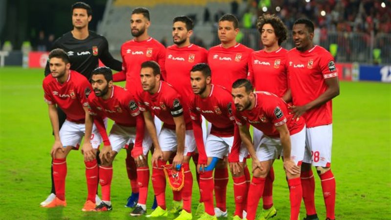 لاعبو الأهلي