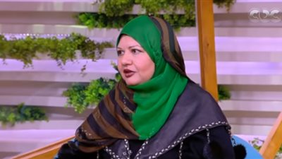 فيديو| ابن الوز مش عوام .. ابنة مديحة كامل تفجر مفاجأة حول حجابها