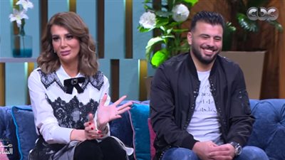 فيديو| الإهتمام مبيطلبش.. زوجة عماد متعب : ماخدش باله من لون شعري