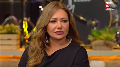 شاهد  ليلى علوي في أنا وبنتى: أمى كانت بتخنقني