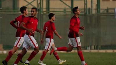  فيديو.. اشتباه في إصابة لاعب الأهلي بقطع بالرباط الصليبي