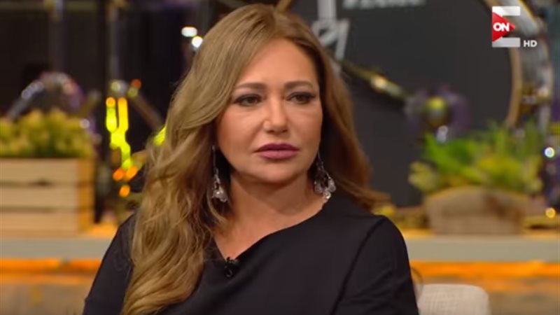 ليلى علوي في انا